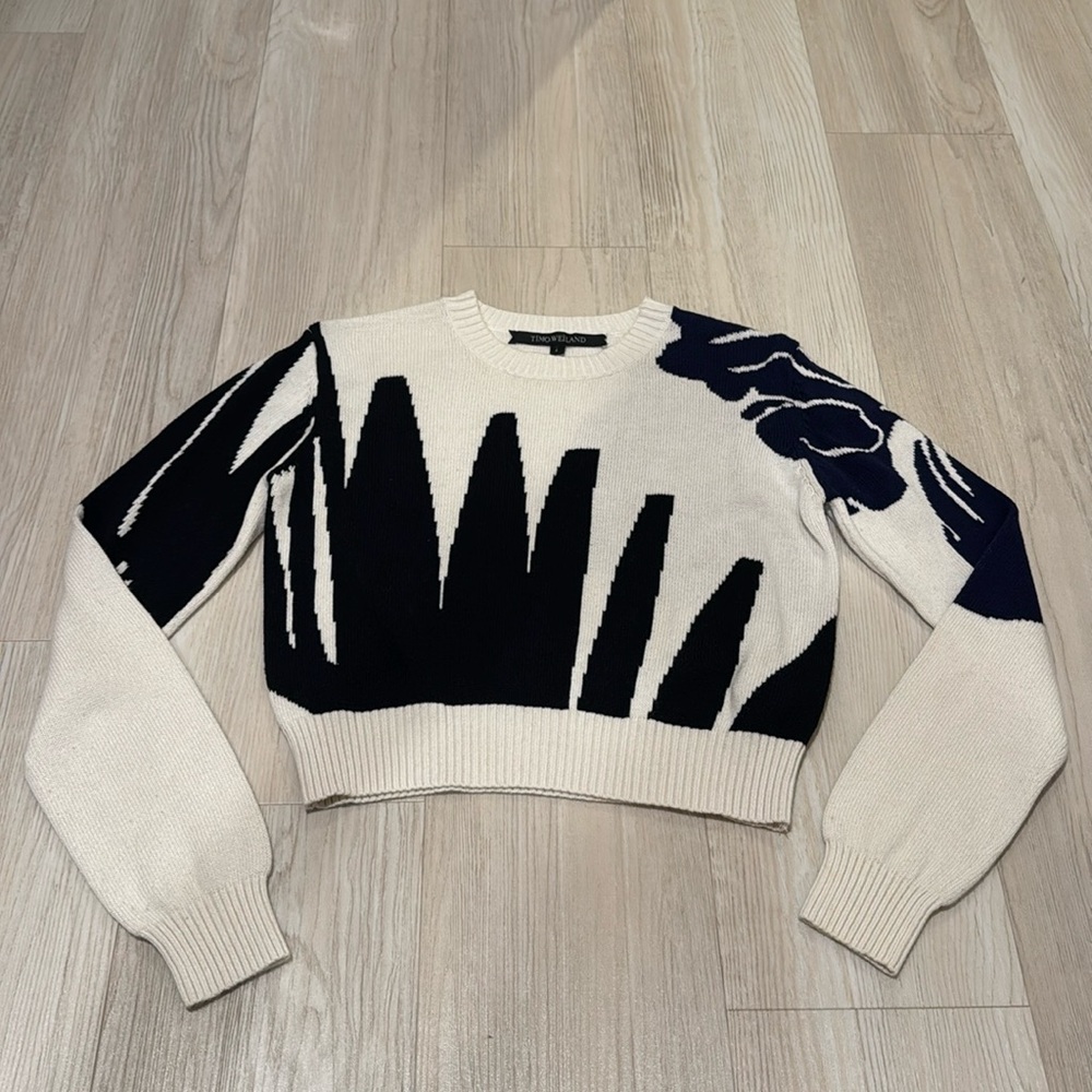 Cropped sweater